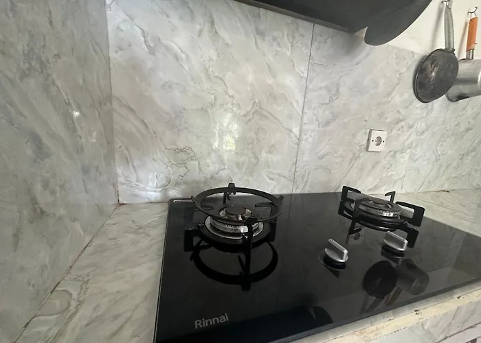 Azona Greens 4*