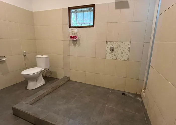 Aparthotel Azona Greens 4*